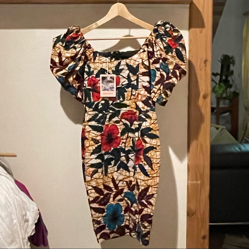 Floral African body con dress with zipper and back slit